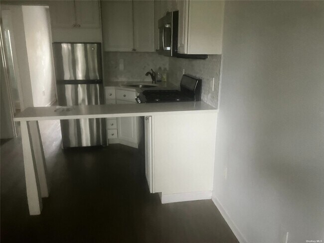 Foto del edificio - 65 W Broadway