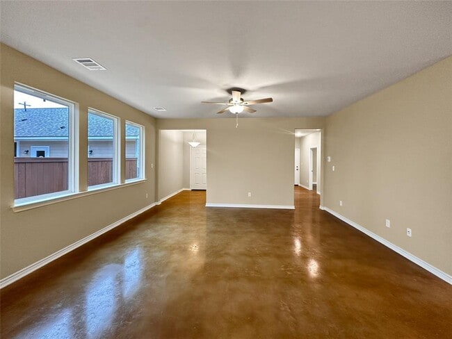 Building Photo - 104 Osage Dr