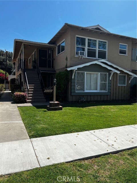 Foto principal - 8326 Sargent Ave