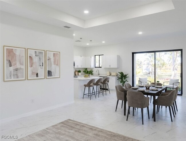 Foto del edificio - 1027 Kismet Pkwy W