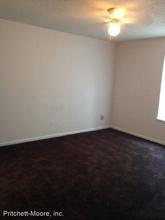Building Photo - 2 br, 2 bath Apartment - 1721 Hackberry Lane
