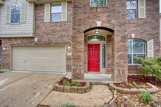 Building Photo - 2020 Petrified Forest Dr