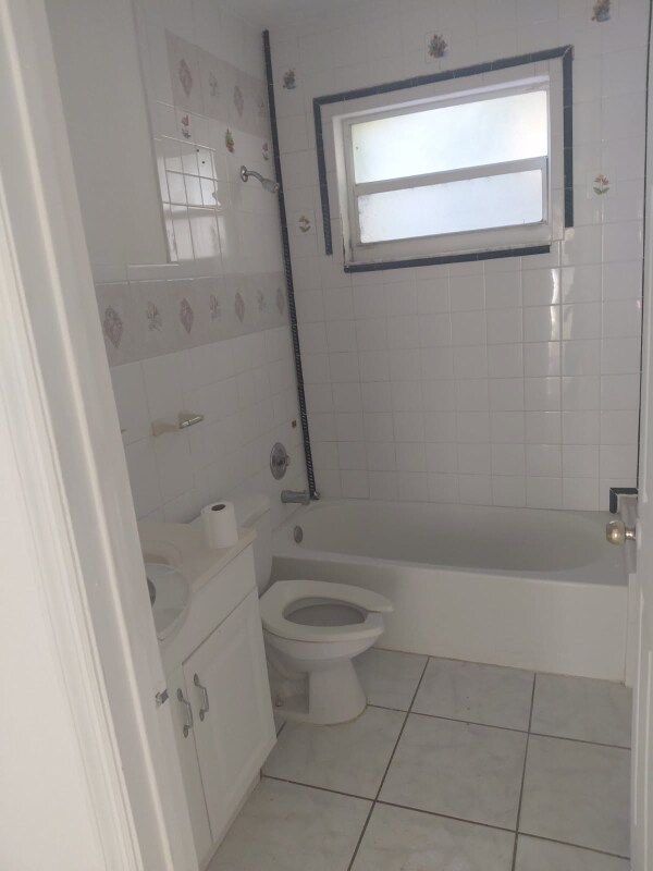 Foto del edificio - 3038 S Palm Dr