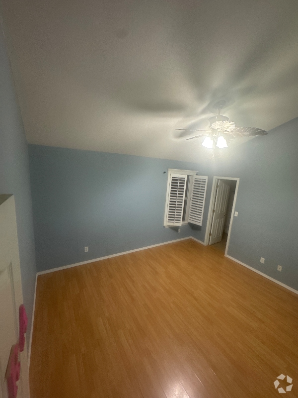 Building Photo - 12848 Tierra Lince Dr