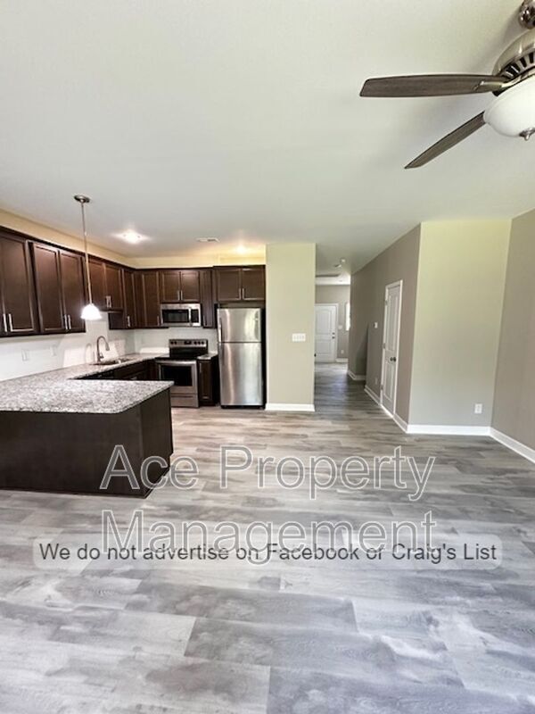 Building Photo - 4942 Rockfish Rd