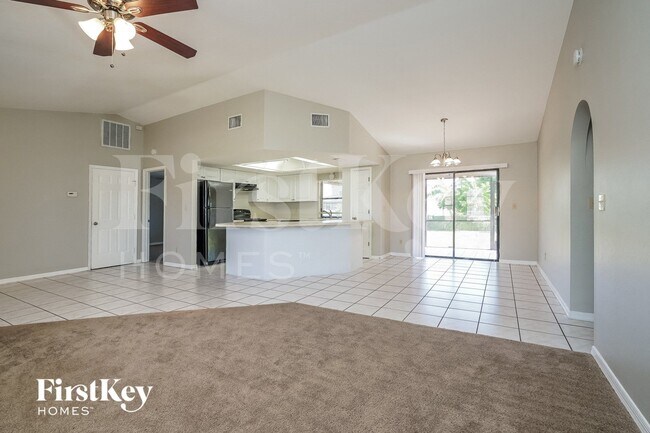 Foto del edificio - 3325 SW 6th Ave