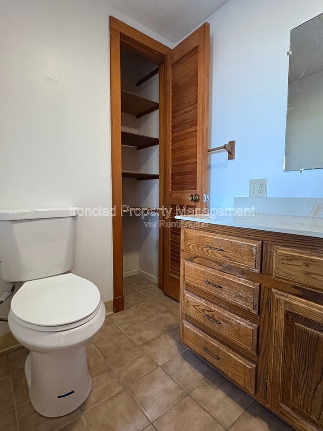 Foto del edificio - 278 Chamberlain Rd