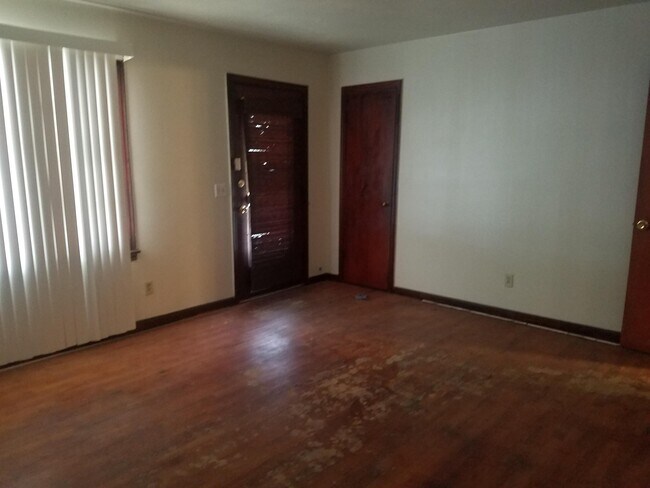 Foto del edificio - 2702 4th Ave