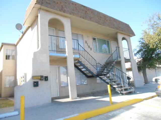 Foto del edificio - 3109 E Carey Ave