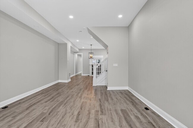Foto del edificio - 226 N Payson St