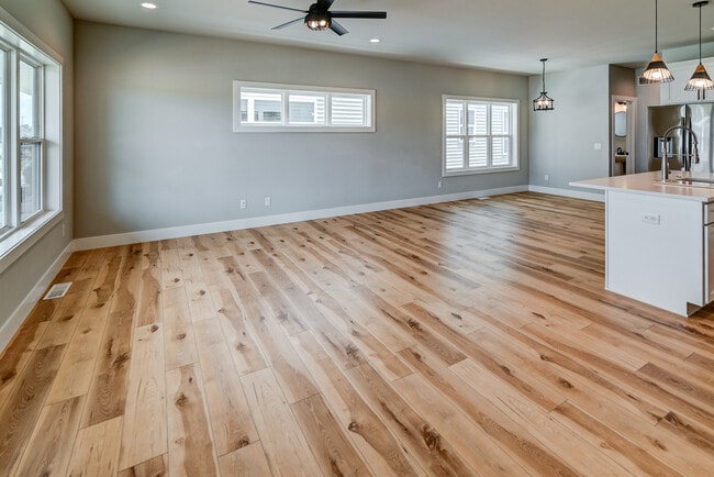 Building Photo - 4863 Lacy Rd