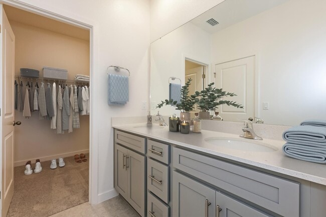 Building Photo - 1462 Tristar Dr