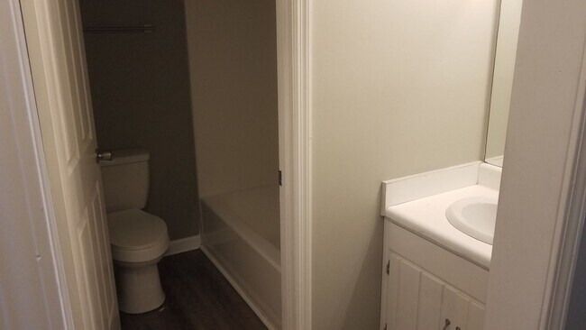 Foto del edificio - 4 Bedroom 2 bath Home in Valdosta, GA