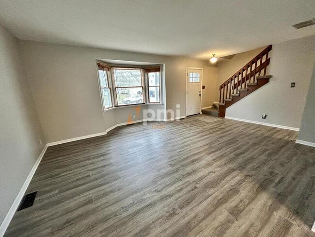 Foto del edificio - 1803 Tuckahoe Park Dr