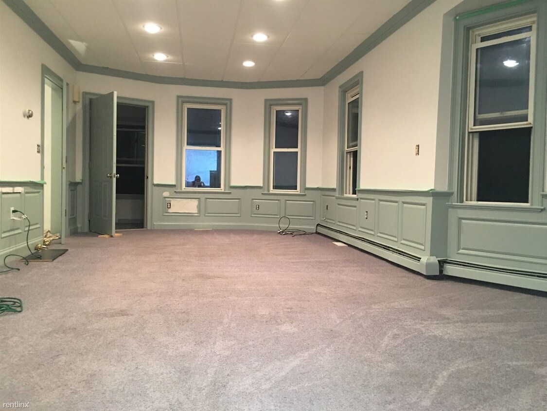 Building Photo - 2 br, 1 bath Apartment - 16 Edison St