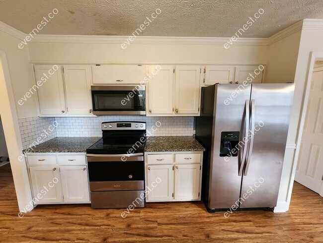 Foto del edificio - 1438 Fieldgreen Overlook