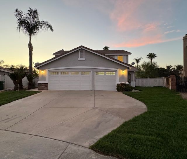 Foto del edificio - 774 Willow Ct