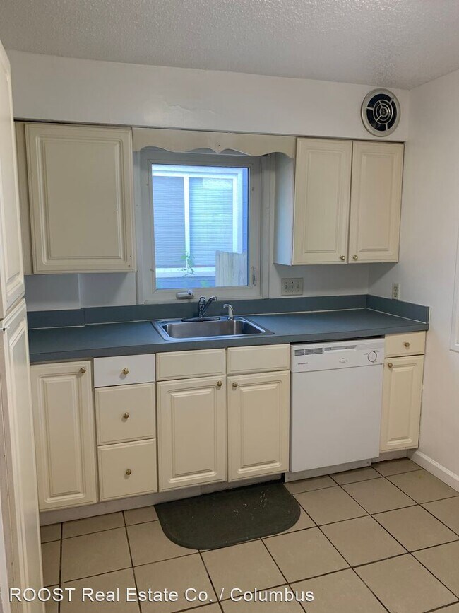 Foto del edificio - 3 br, 1 bath House - 831 S Hague Avenue