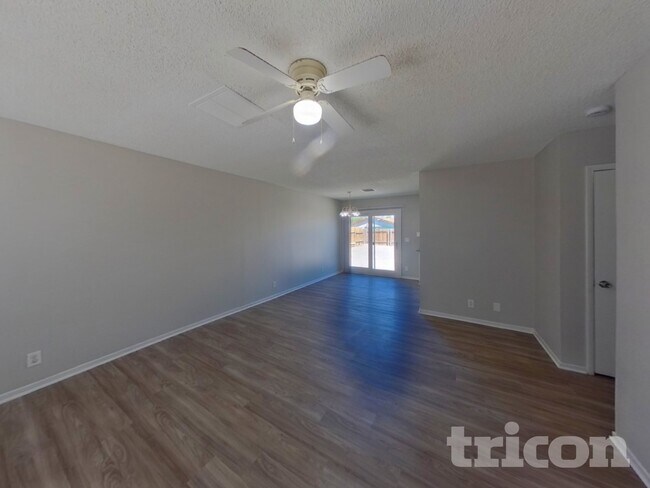 Foto del edificio - 4020 Maple Hill Rd