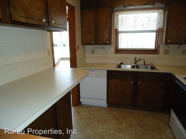 Building Photo - 505 Brookside Ct