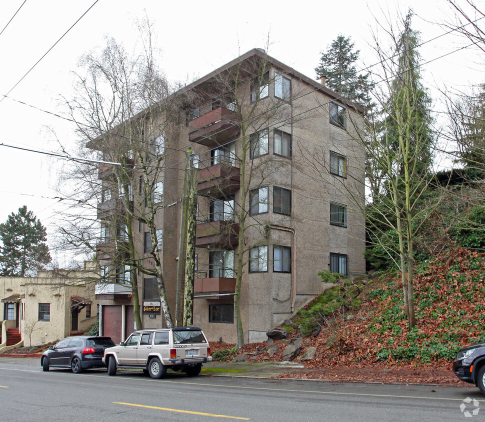 Building Photo - Char-Lee Apts