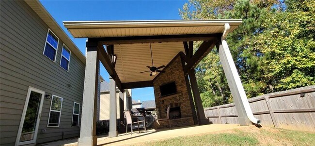Building Photo - 193 Cliffhaven Cir