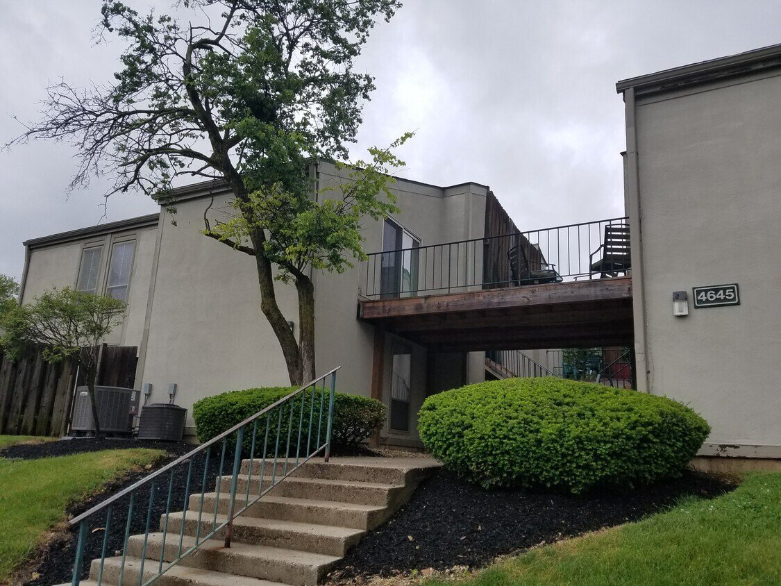 4645 Merrimar Cir E Unit G, Columbus, OH 43220 Condo for Rent in Columbus, OH