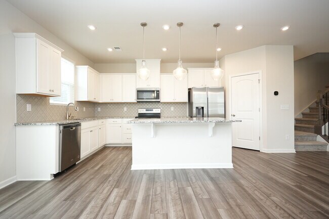 Foto del edificio - 7207 Encino Pl