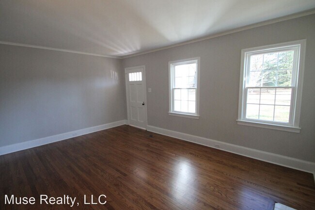 Building Photo - 3 br, 2 bath House - 1019 Myrtle Drive