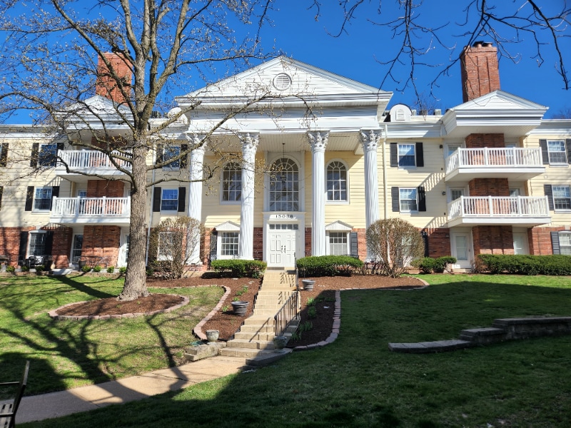 15038 Claymoor Ct Unit 13, Chesterfield, MO 63017 Condo for Rent in