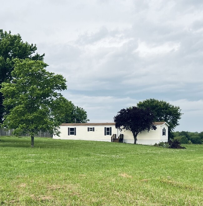 Building Photo - 2328 Oak Hill Rd