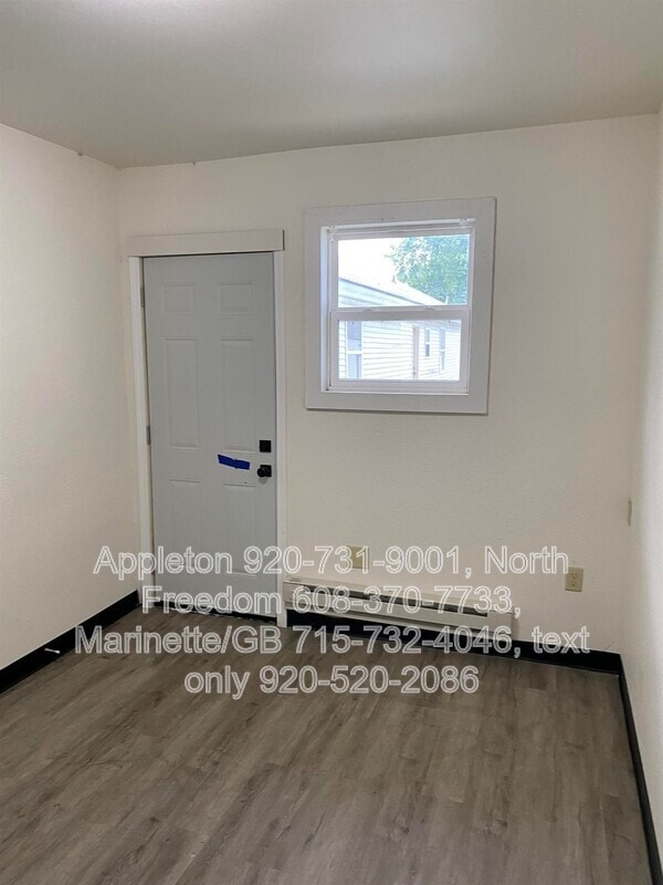 Building Photo - S7559 US-12
