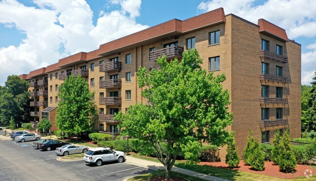 Building Photo - Valley Lo Towers