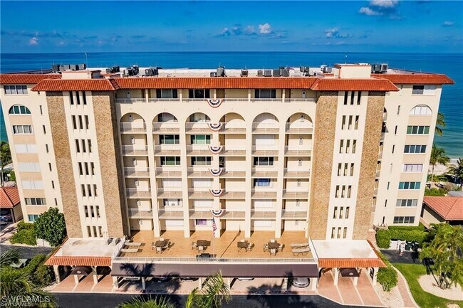 Foto del edificio - 25900 Hickory Blvd