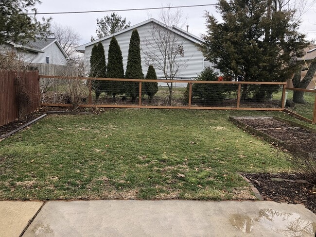 Building Photo - Now leasing for August 1st 2025!