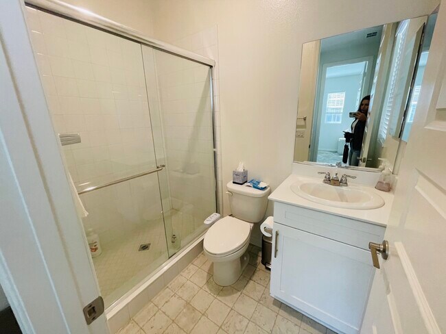 Foto del edificio - 24655 Acadia Dr