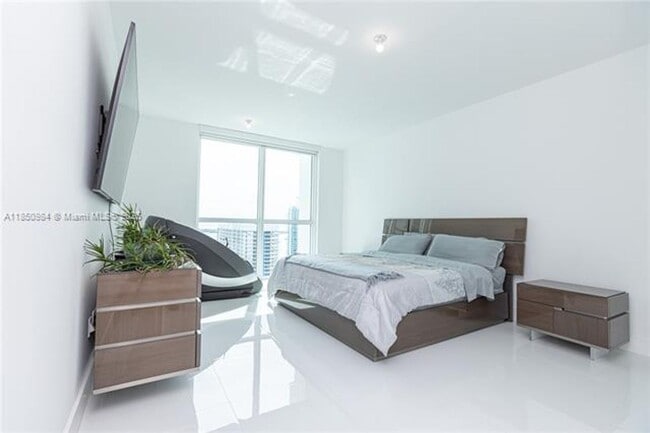 Foto del edificio - 1080 Brickell Ave
