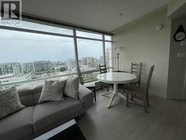 Building Photo - 8288 Lansdowne Rd