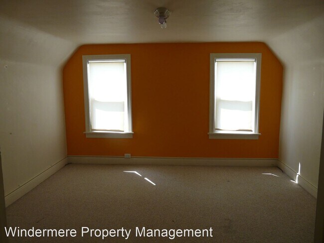 Foto del edificio - 4 br, 2 bath House - 908 17th St
