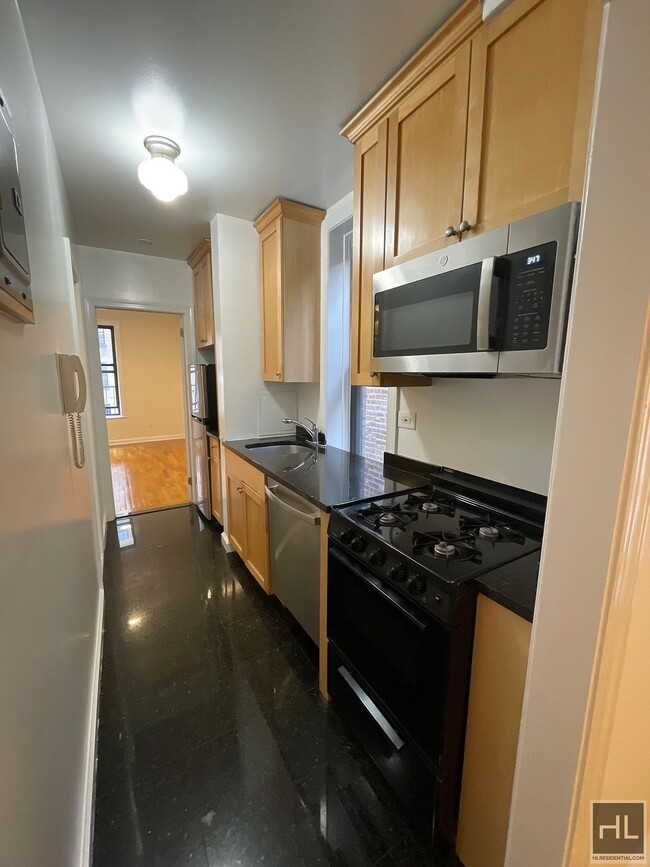 Building Photo - East 84th Street
