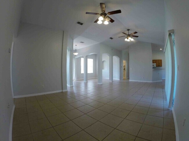 Building Photo - 4459 SW 99th St