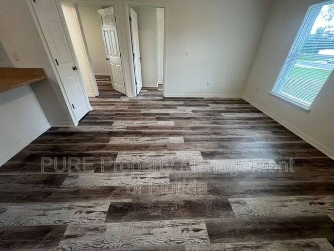 Building Photo - 13995 SW 27 Ct Rd