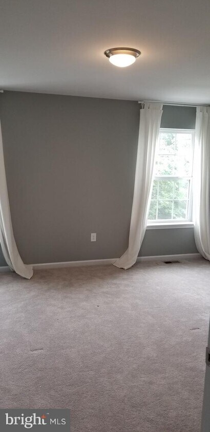 Foto principal - 5000 Laurel Valley Ln