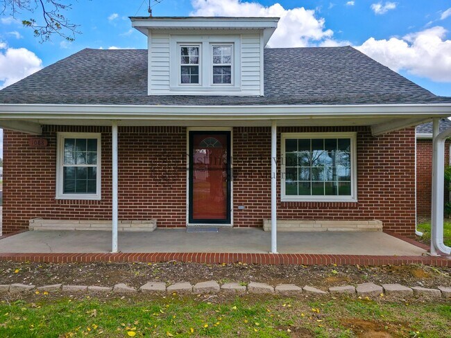 Foto del edificio - Attention Front Porch Sittin' Lovers- 2 bed 1 bath house in the country in Hazel
