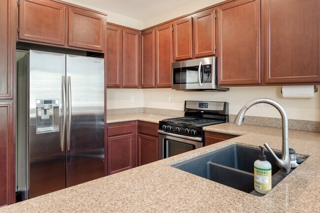 Building Photo - 10124 Star Magnolia Ln