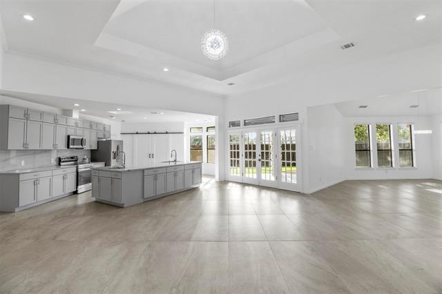 Foto del edificio - 7319 Briarnoll Dr