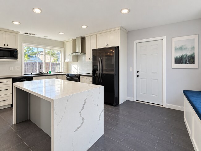 Foto del edificio - 4610 Chateau Park Ct