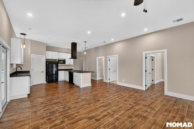 Foto del edificio - 1130 Circle Acres
