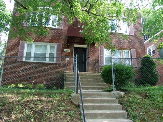 Building Photo - 4457 B St SE