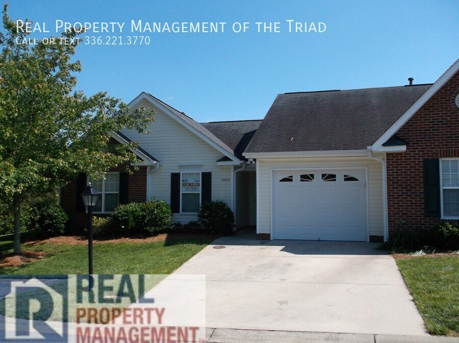 Primary Photo - Bright & Airy One Level Town Home in Clemmons